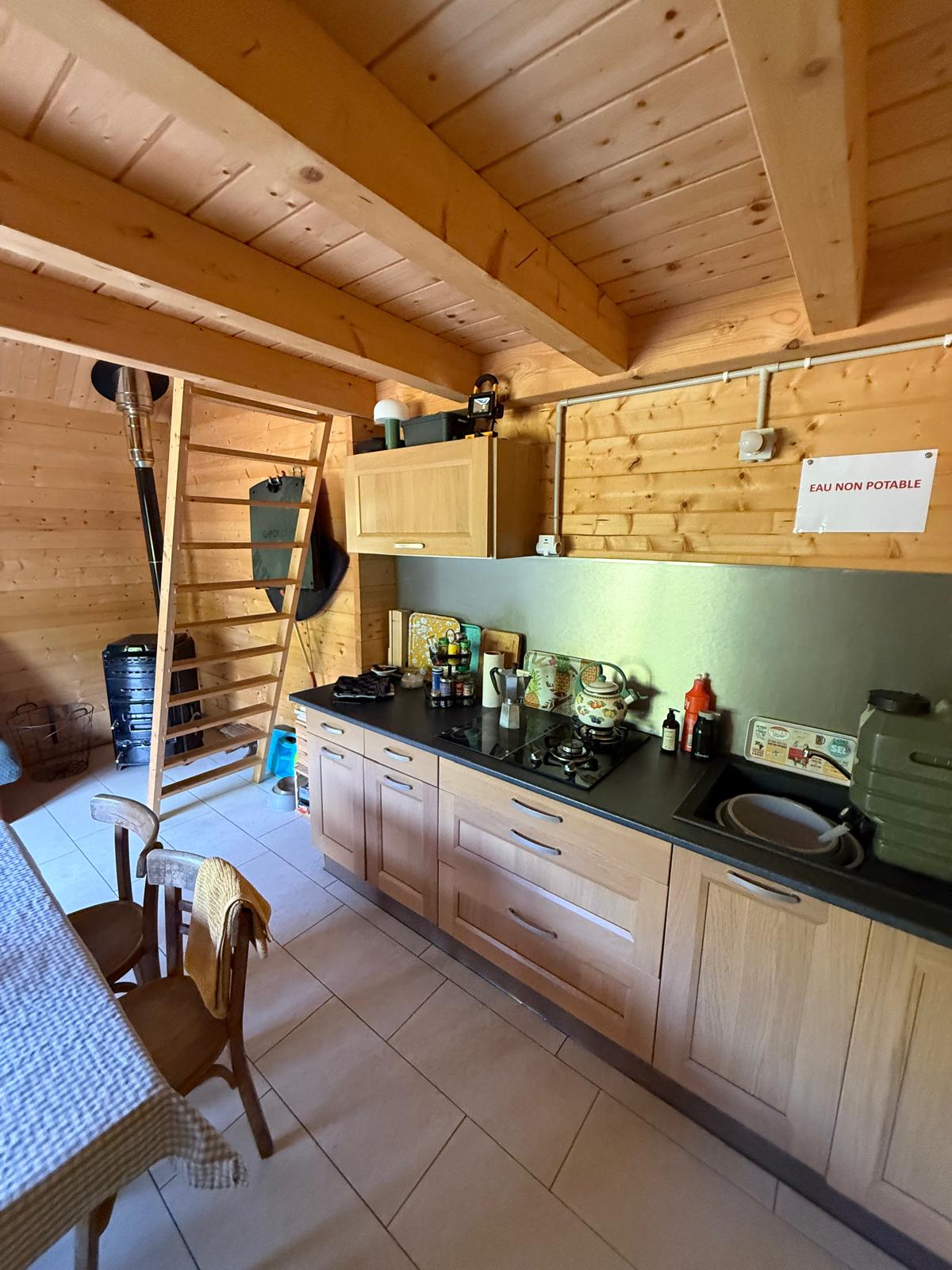 Photo 7/10 — Chalet « Petit chalet et étang à Moffans-et-Vacheresse » à Moffans-et-Vacheresse Haute-Saône