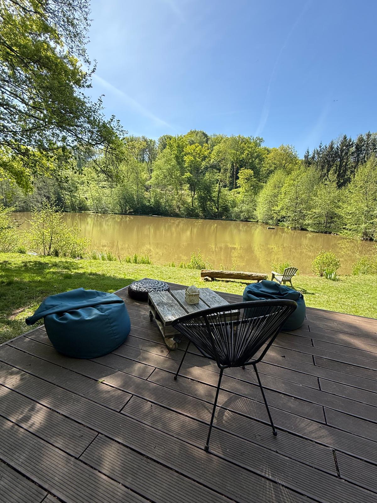 Photo 8/10 — Chalet « Petit chalet et étang à Moffans-et-Vacheresse » à Moffans-et-Vacheresse Haute-Saône