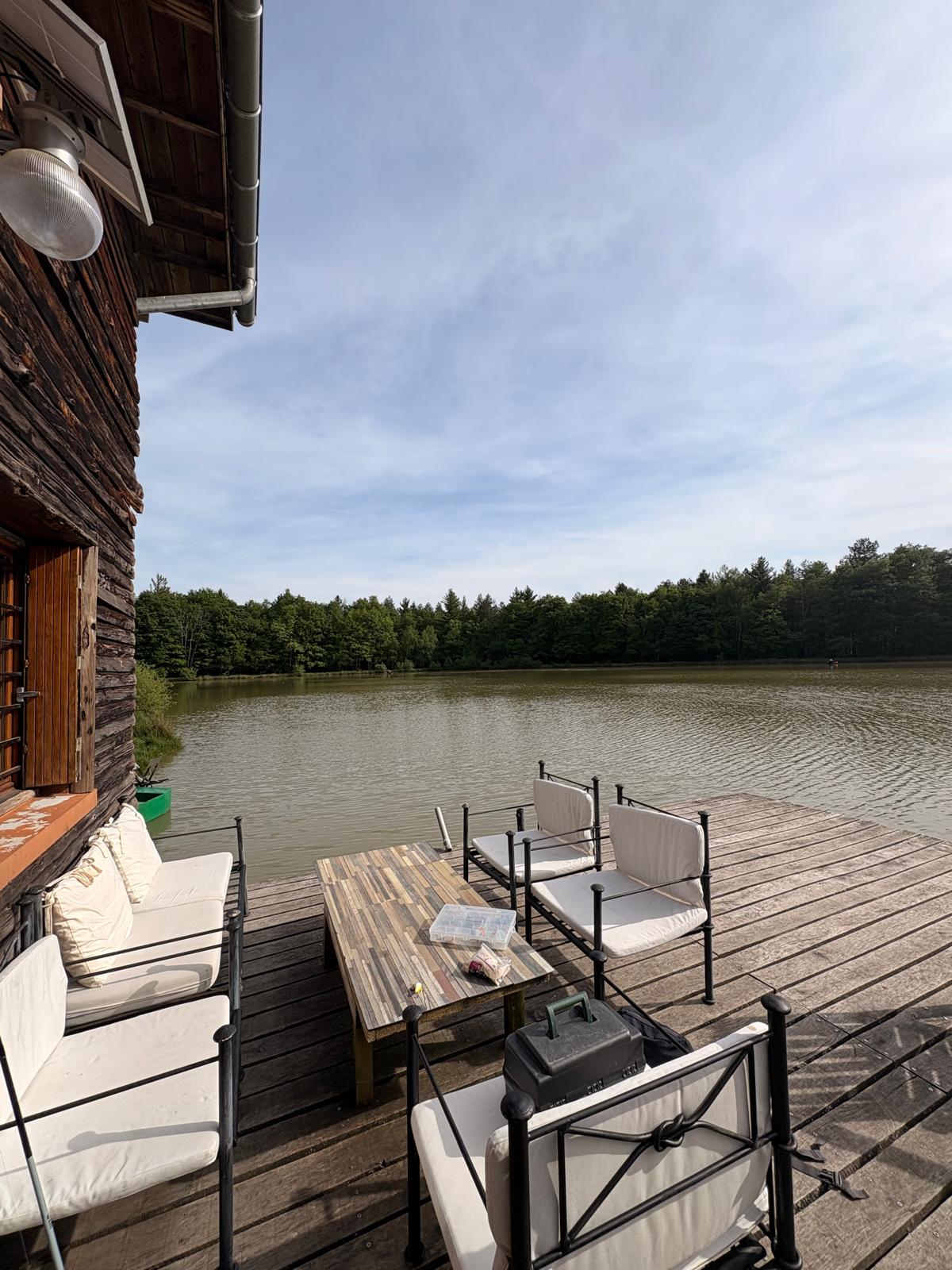 Photo 4/10 — Chalet « Chalet et étang privé à Faramans » à Faramans Isère