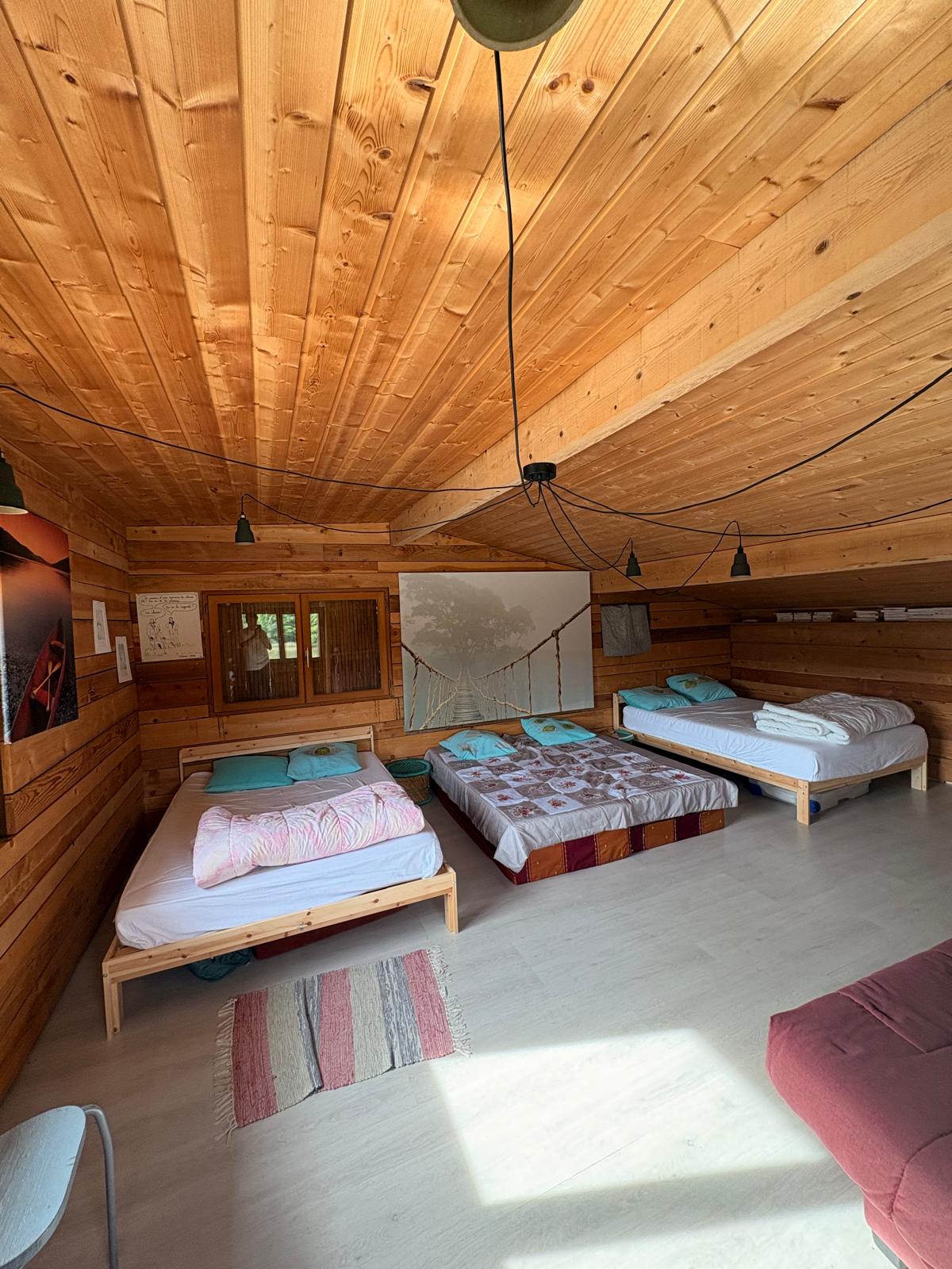 Photo 9/10 — Chalet « Chalet et étang privé à Faramans » à Faramans Isère