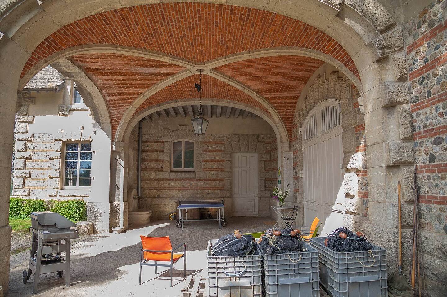 Photo 6/10 — Gîte « Gîte au parc d’un château, Dombes » à Ambérieux-en-Dombes Ain